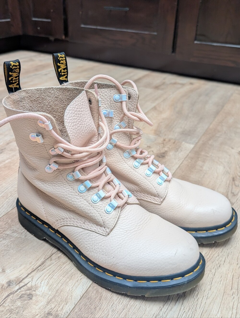 Dr. Martens 1460 Pascal Boot Blush Pink Pebbled Leather Size 11